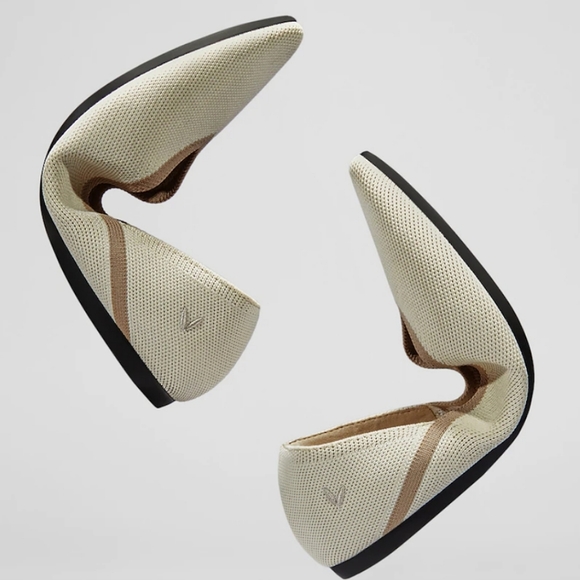 Eco-Friendly! Vivaia Pointed Toe V-Cut Flats - Picture 5 of 13